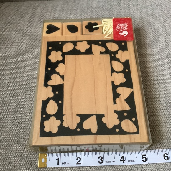 Floral frame S463 stamp set - Picture 2 of 8